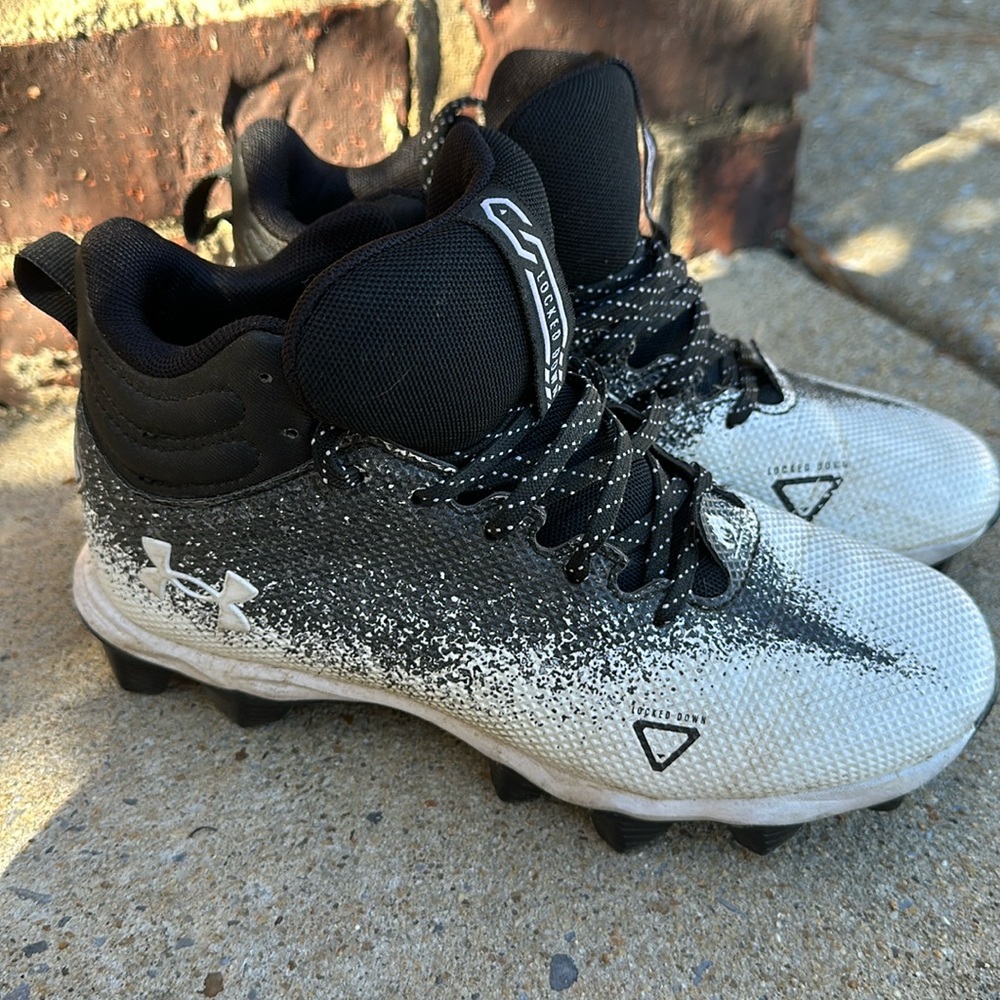 Under Armour Cleats Boys USA 4Y